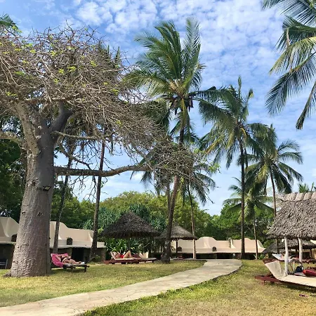 Eleven Pearl Boutique Hotel & Spa Diani Beach Exterior foto