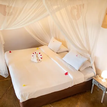 Eleven Pearl Boutique Hotel & Spa Diani Beach Exterior foto