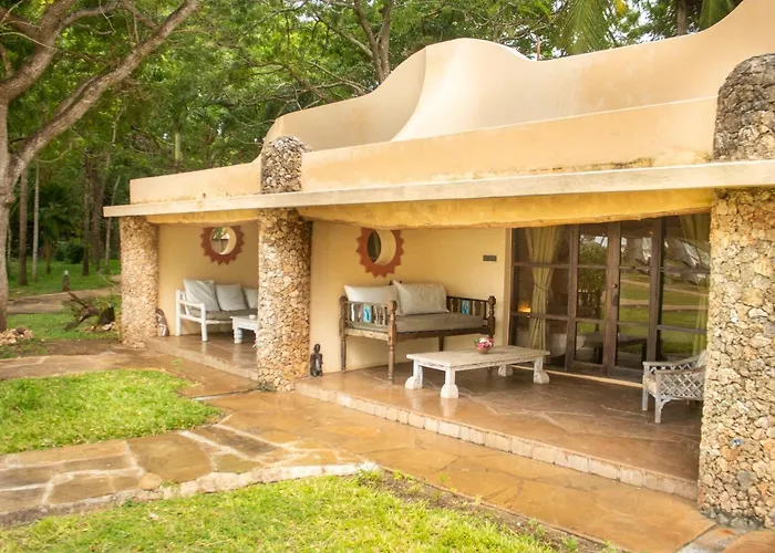 Eleven Pearl Boutique Hotel & Spa