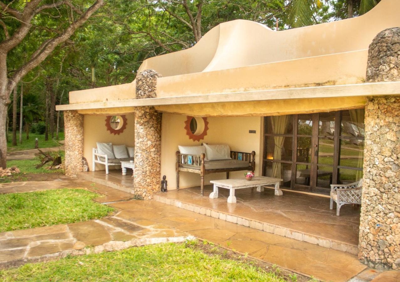 Hotel Eleven Pearl Boutique & 4*
